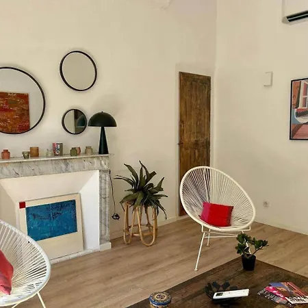 Deux-pieces De Charme Au Coeur De La Citadelle - Apartment