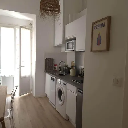 Apartment Deux-pieces De Charme Au Coeur De La Citadelle -